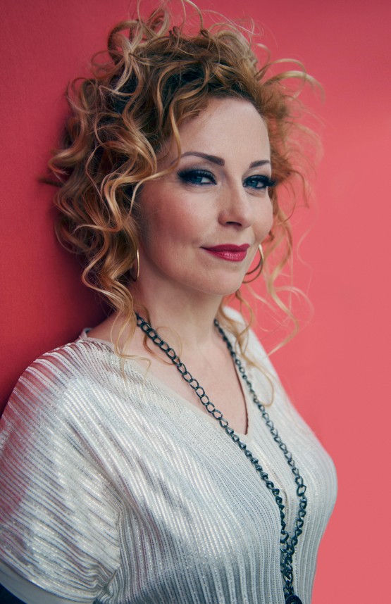 Portret van Anneke van Giersbergen